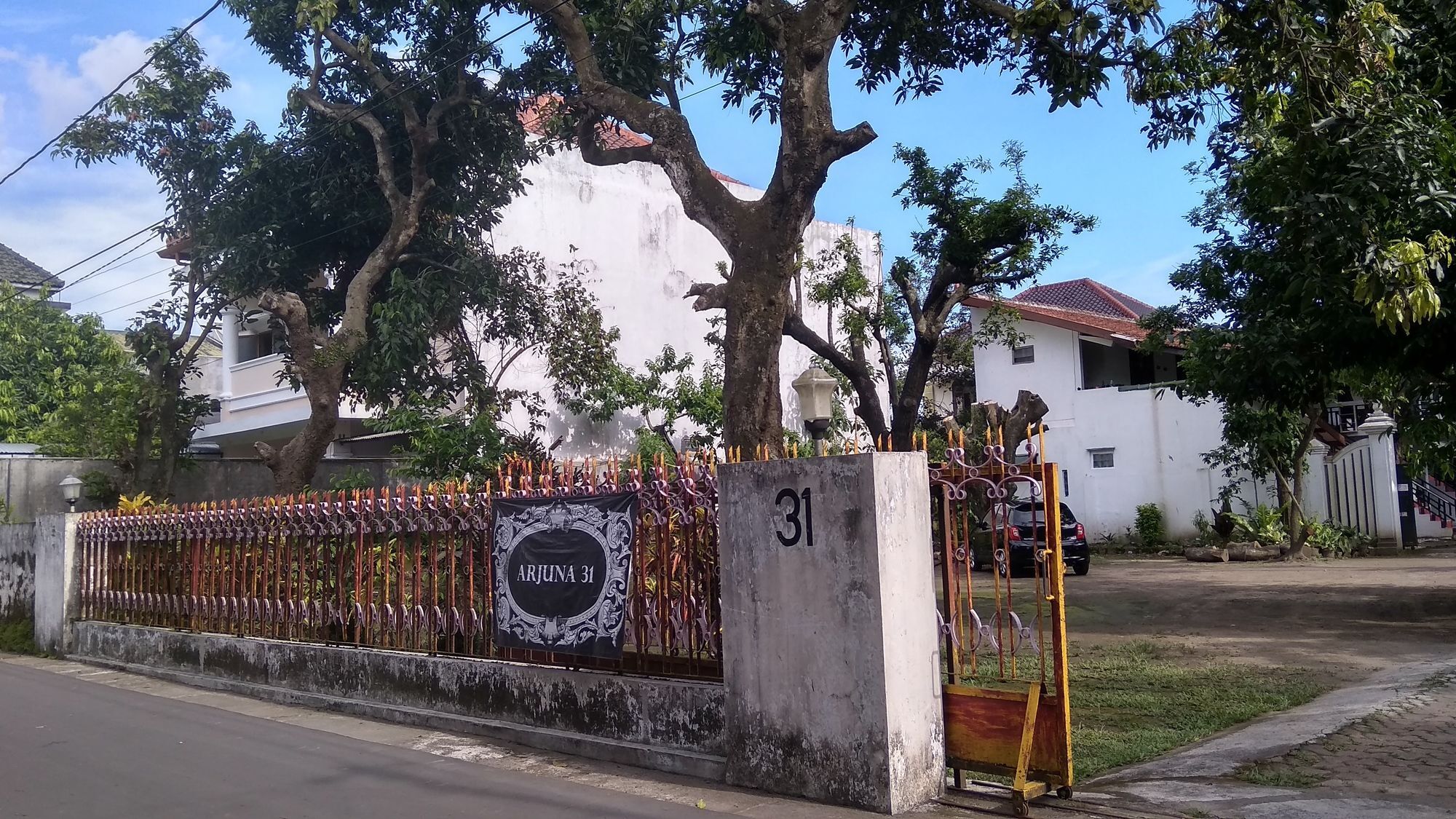 Arjuna 31 Yogyakarta Exterior photo